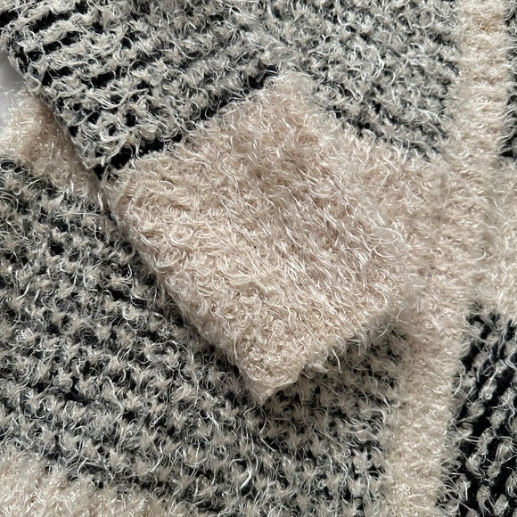 Charming Charlie Striped Eyelash Fuzzy Open Cardigan Color Block Cream and Black - Picture 7 of 10